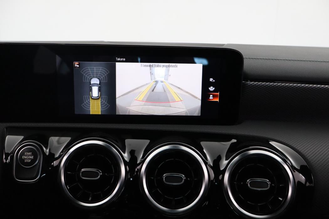 Mercedes-Benz CLA 2023