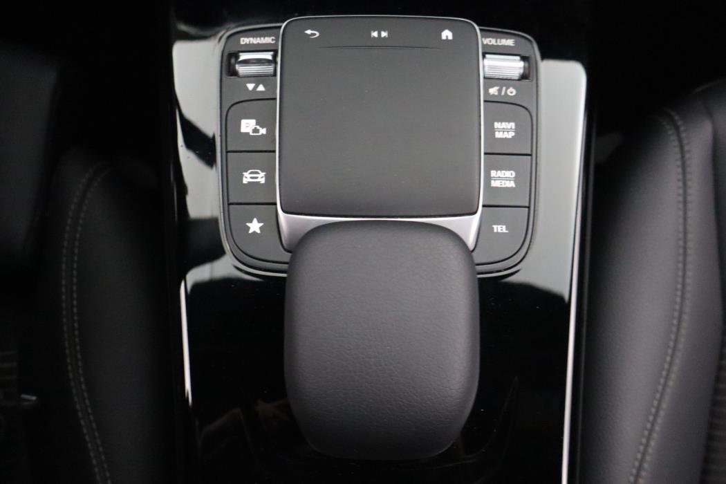 Mercedes-Benz CLA 2023