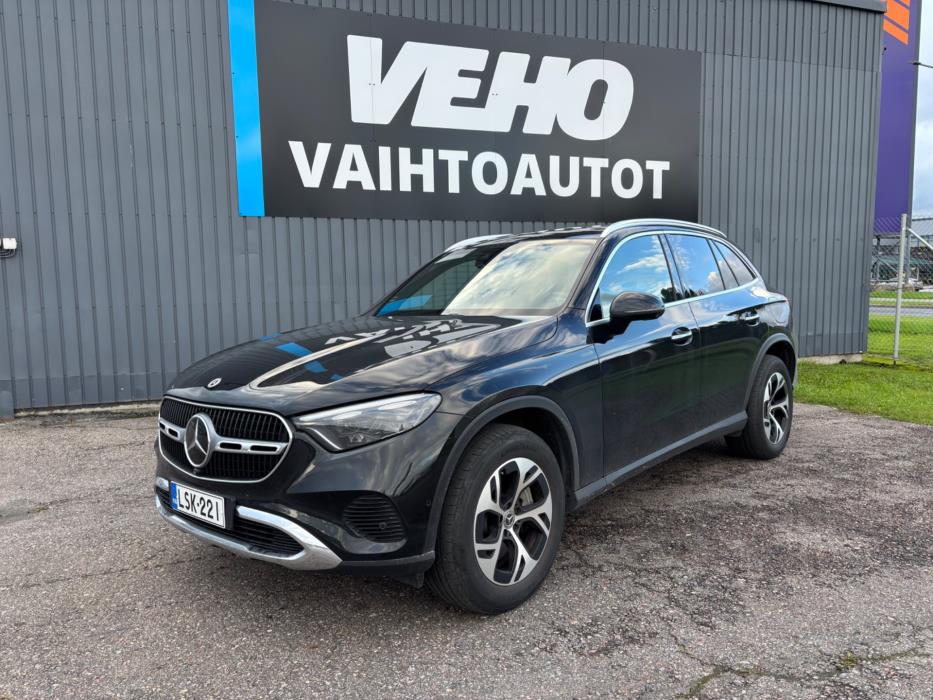 MERCEDES-BENZ GLC 2023