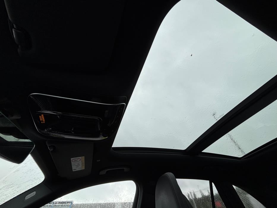 MERCEDES-BENZ GLC 2023