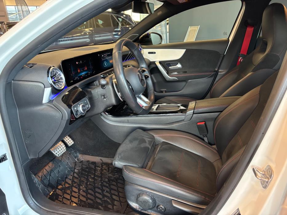 Mercedes-Benz A 2023