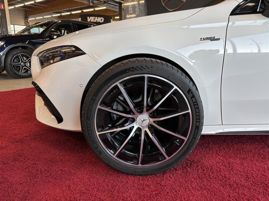 Mercedes-Benz A 2023