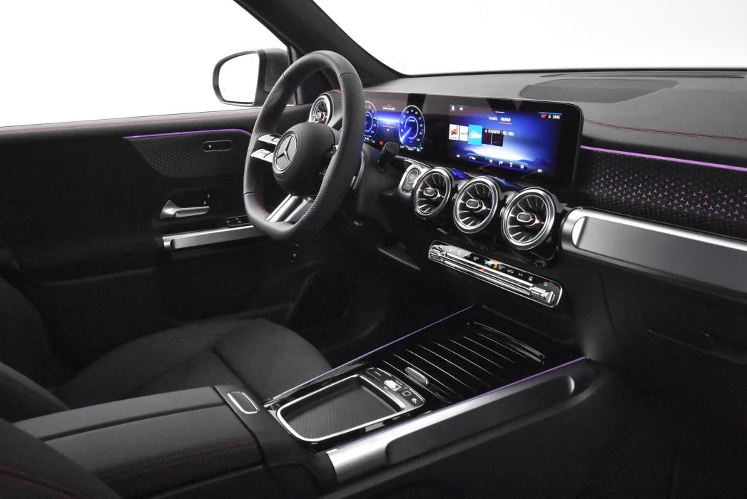 Mercedes-Benz EQB 2025