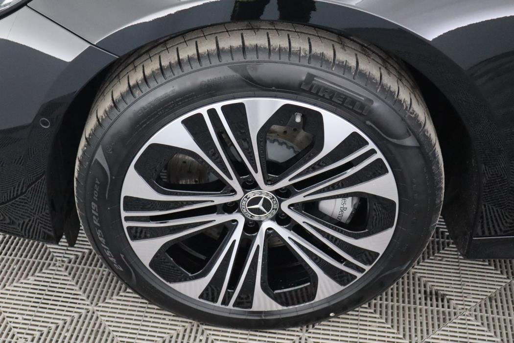 Mercedes-Benz E 2026