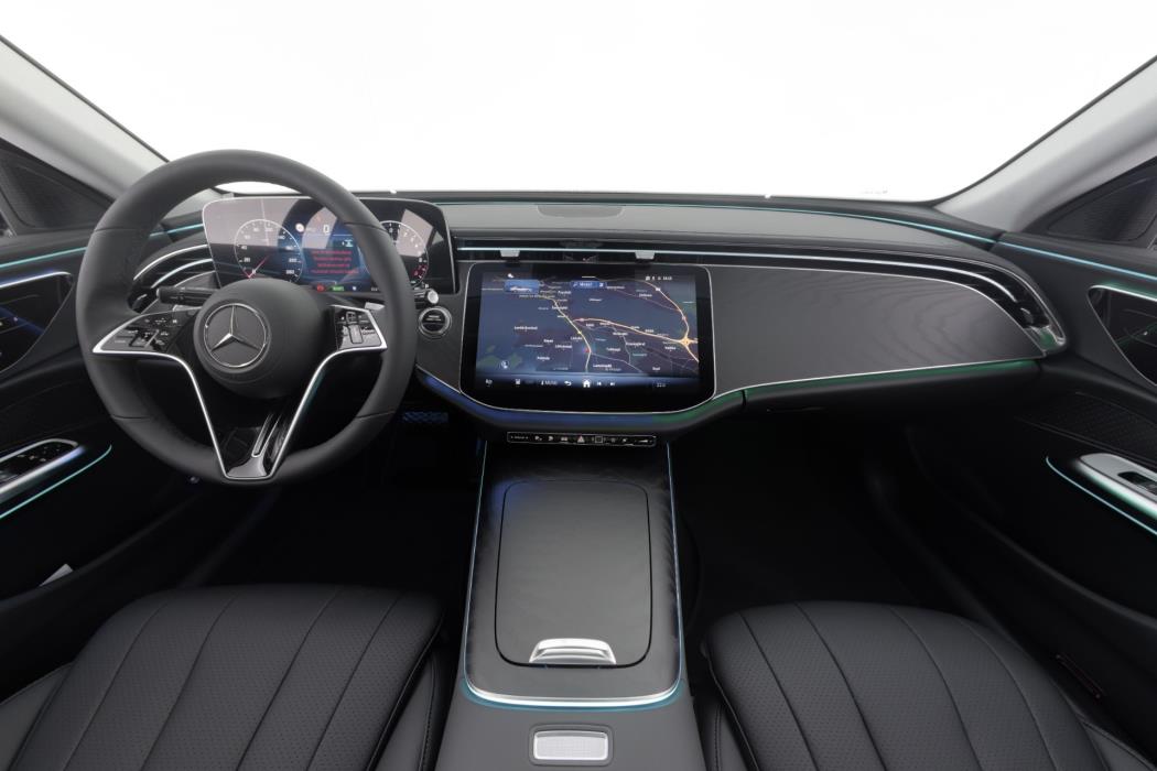 Mercedes-Benz E 2026