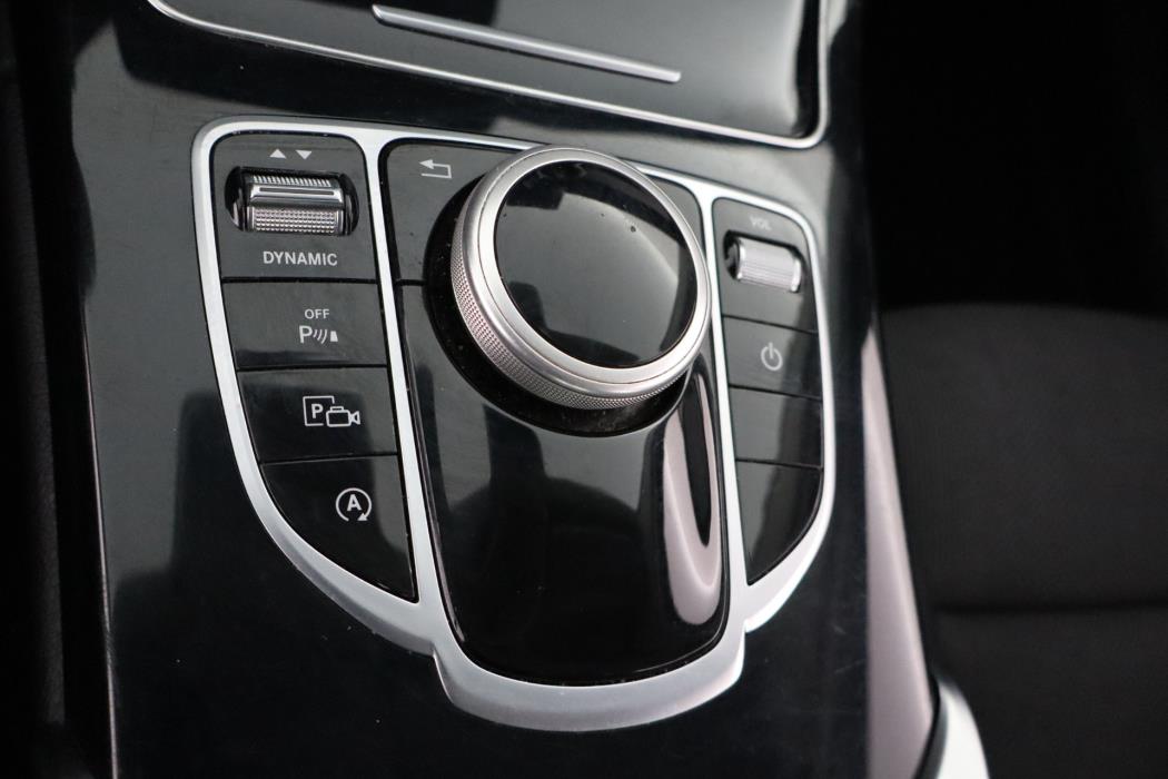 Mercedes-Benz C 2020