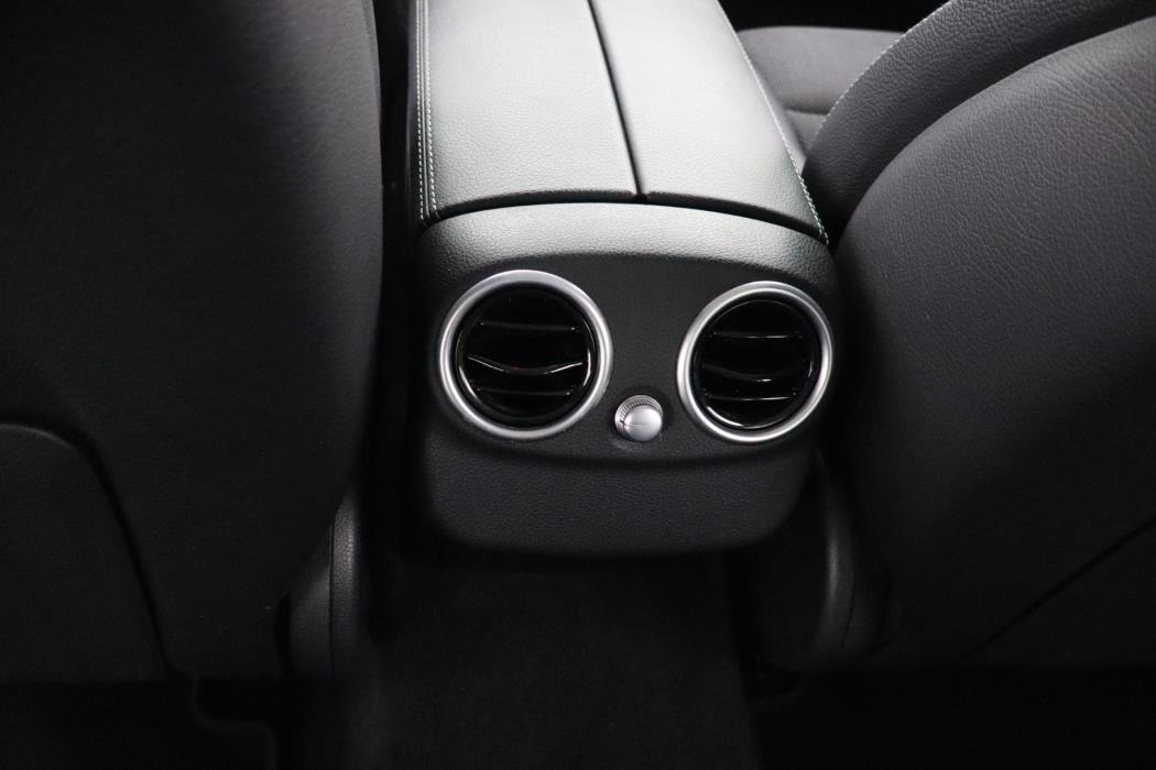 Mercedes-Benz C 2020