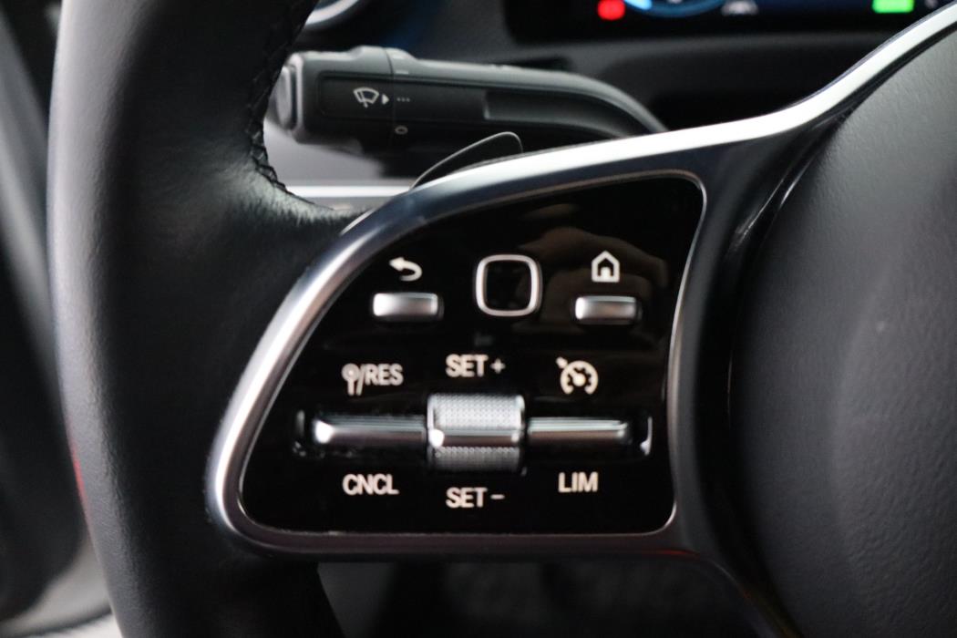 MERCEDES-BENZ CLA 2022