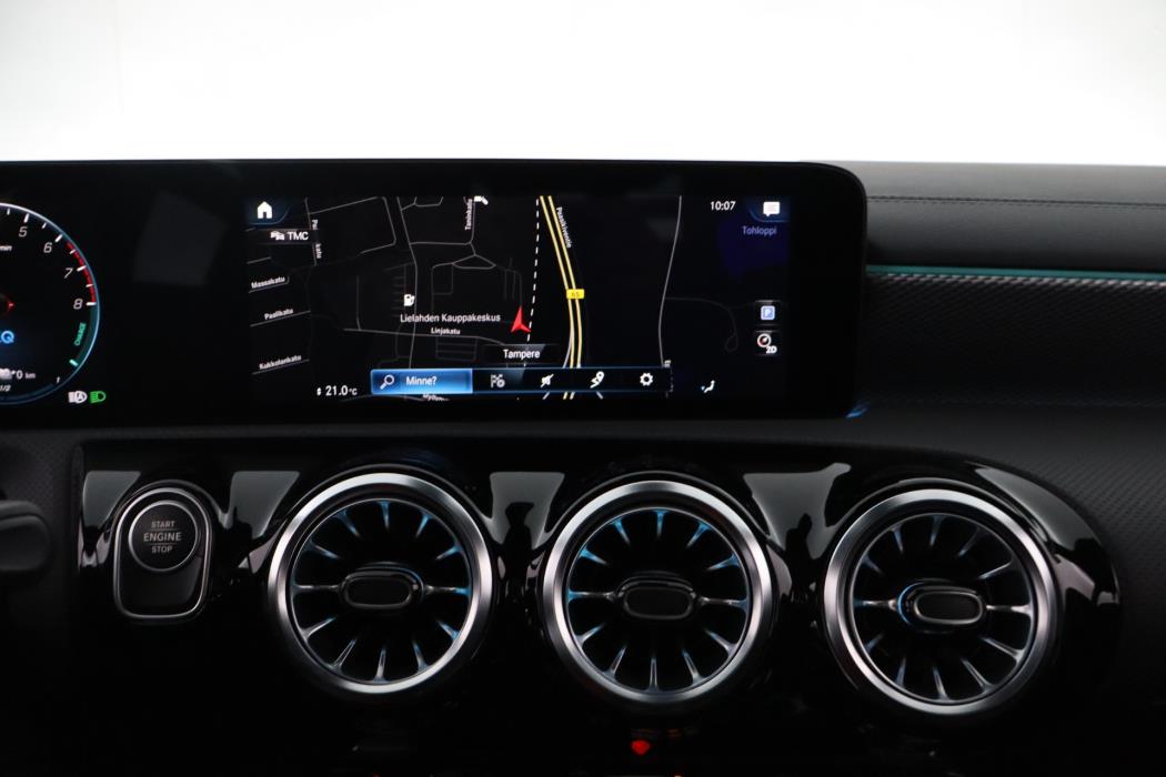 MERCEDES-BENZ CLA 2022