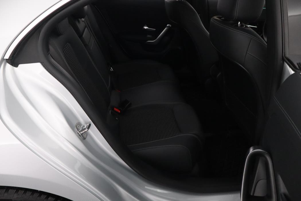 MERCEDES-BENZ CLA 2022