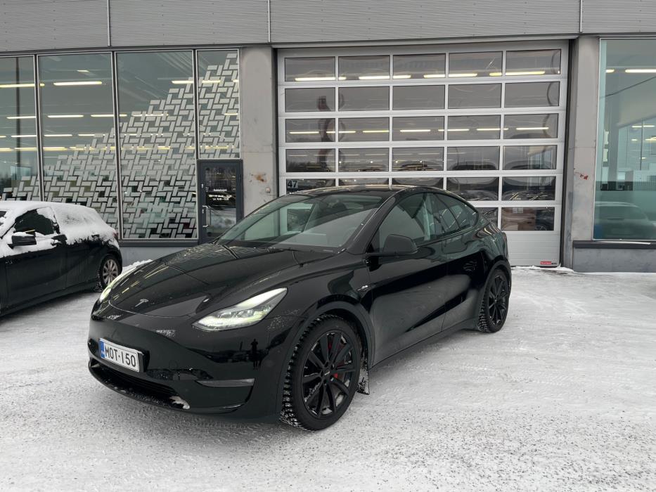 TESLA Model Y 2022