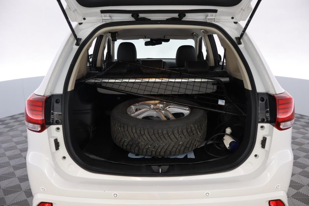 MITSUBISHI Outlander PHEV 2019