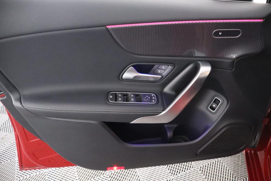 Mercedes-Benz A 2023