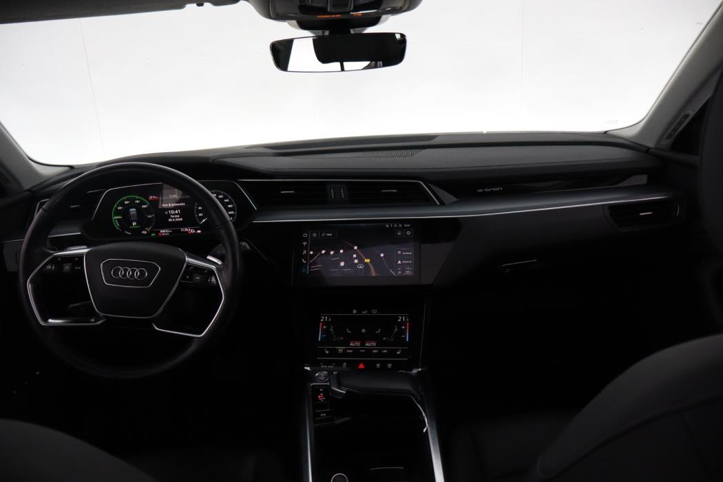 AUDI E-TRON 2019