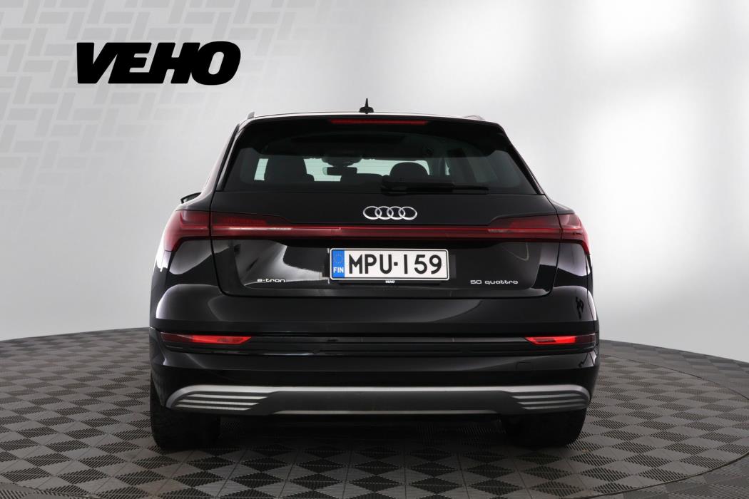 AUDI E-TRON 2019