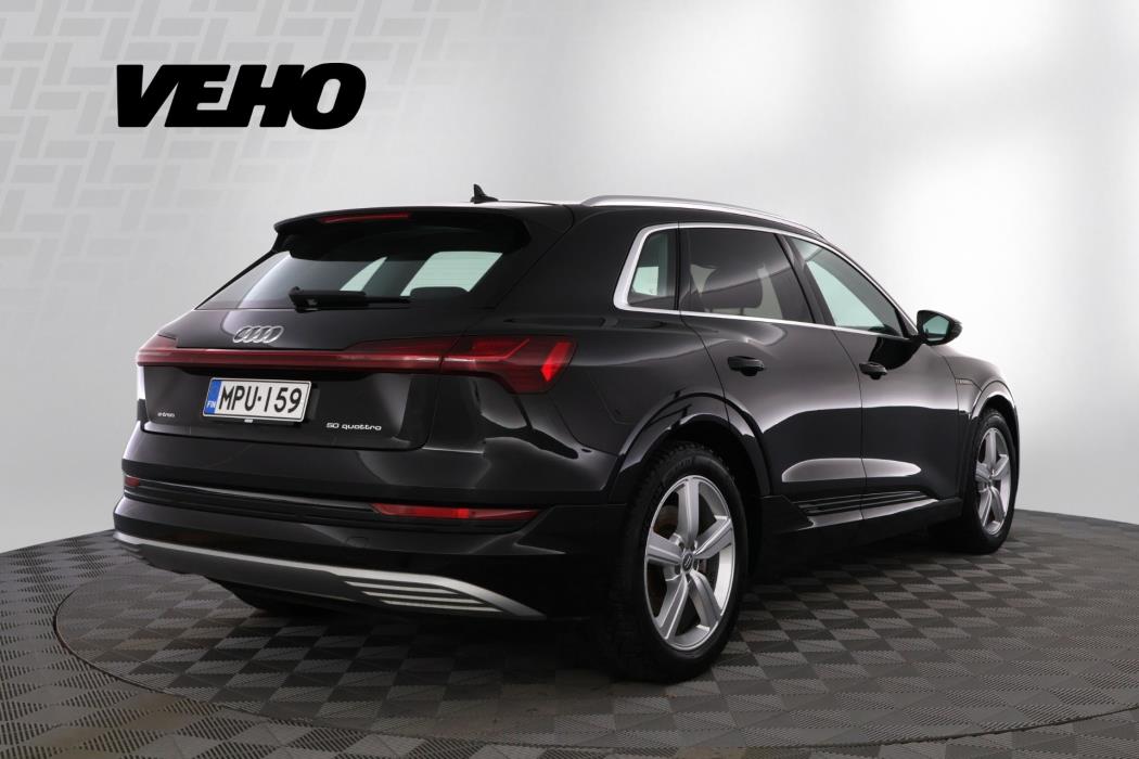 AUDI E-TRON 2019