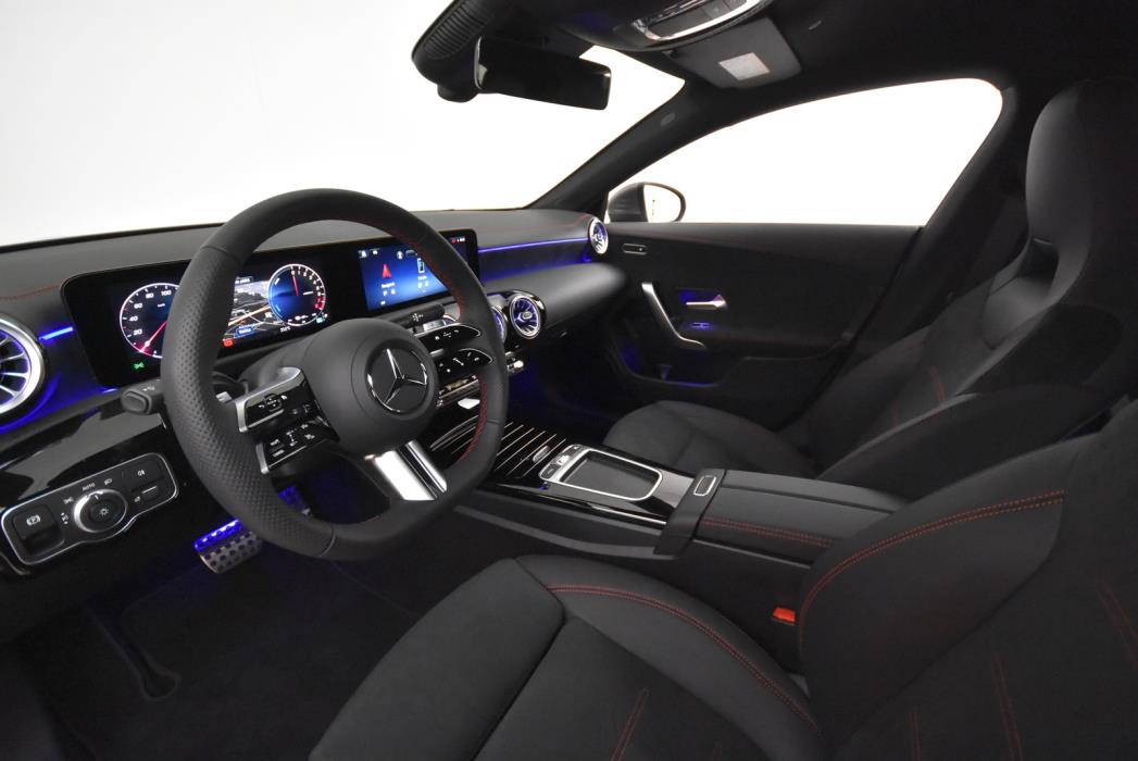 Mercedes-Benz CLA 2024