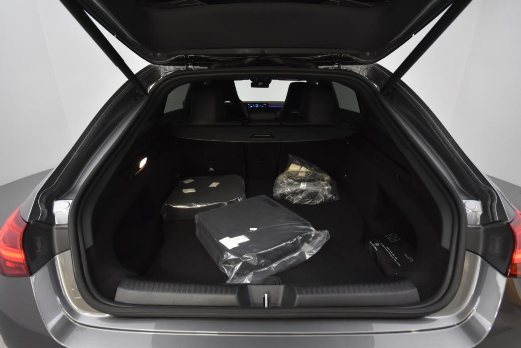 Mercedes-Benz CLA 2024