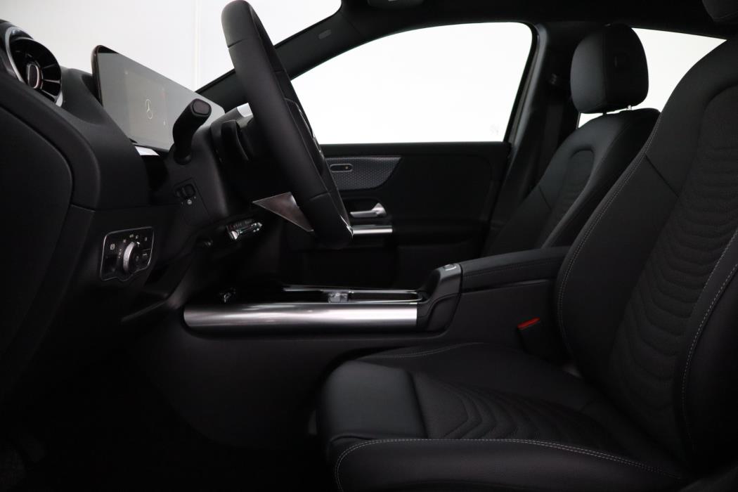 Mercedes-Benz GLA 2026