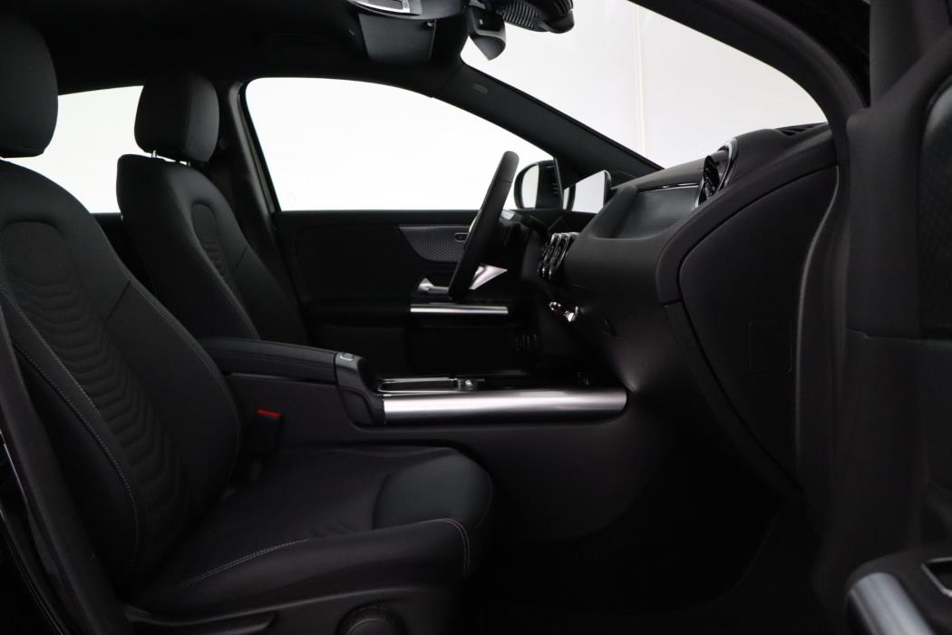 Mercedes-Benz GLA 2026