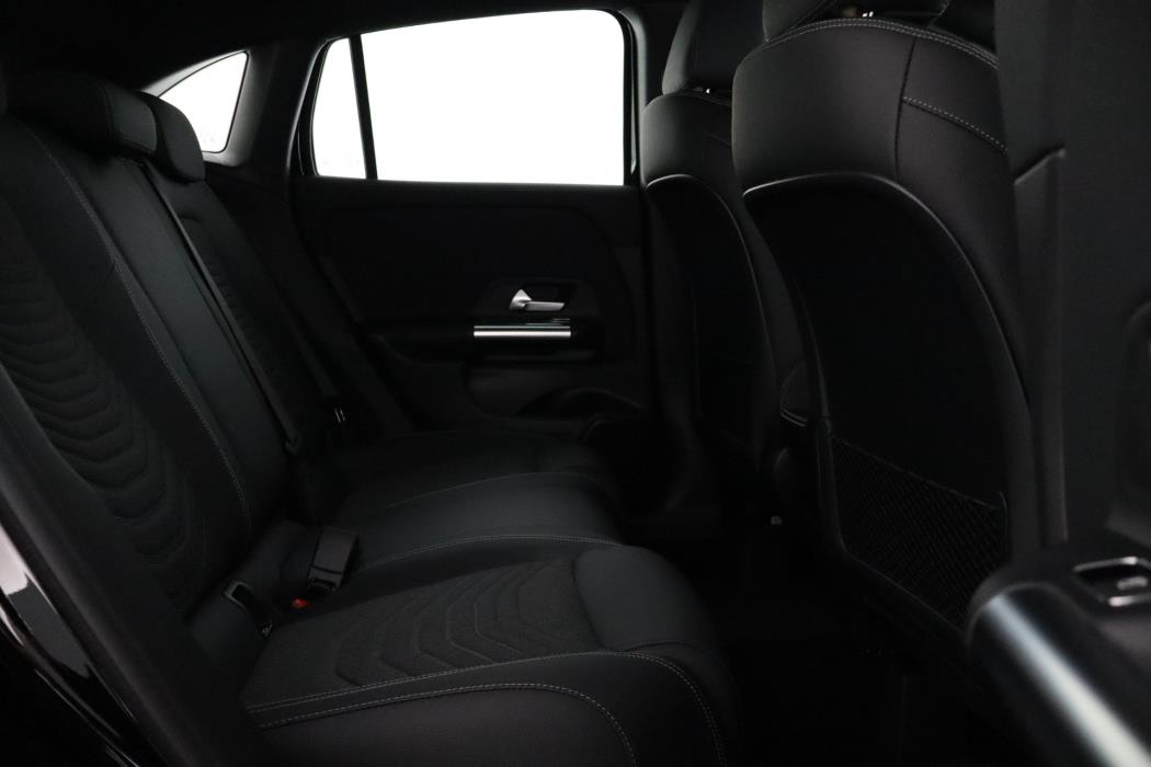 Mercedes-Benz GLA 2026