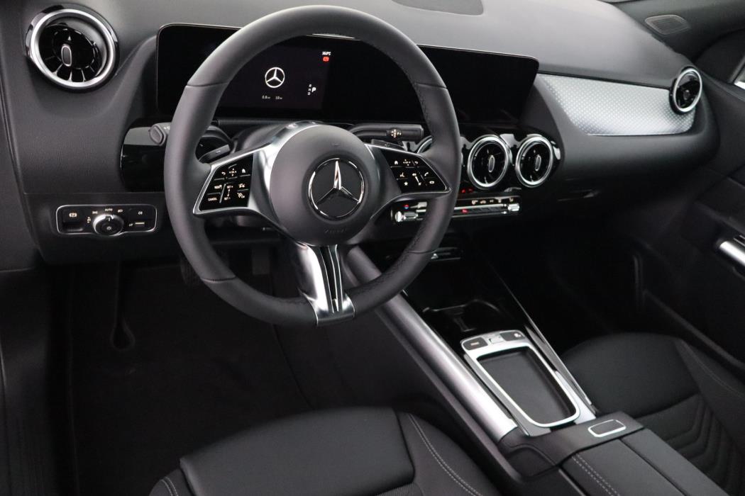 Mercedes-Benz GLA 2026