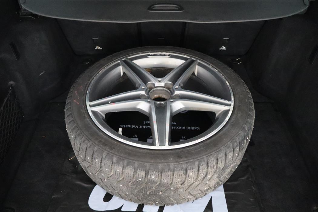 MERCEDES-BENZ C 2015