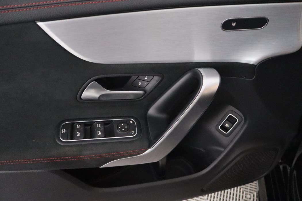 Mercedes-Benz CLA 2021