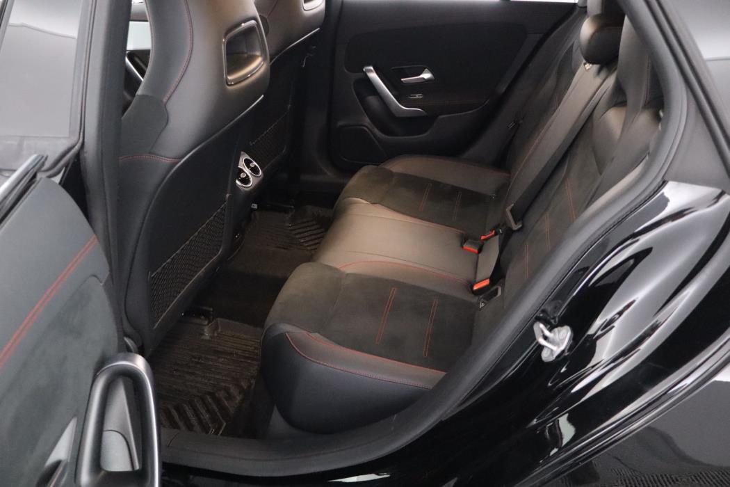 Mercedes-Benz CLA 2021