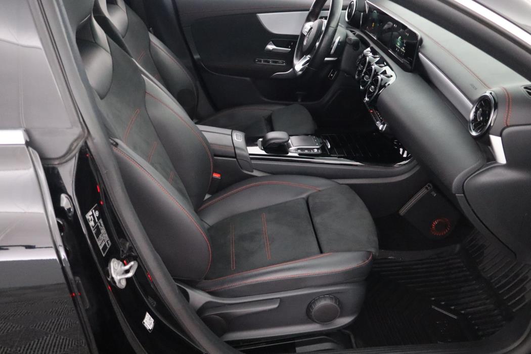 Mercedes-Benz CLA 2021