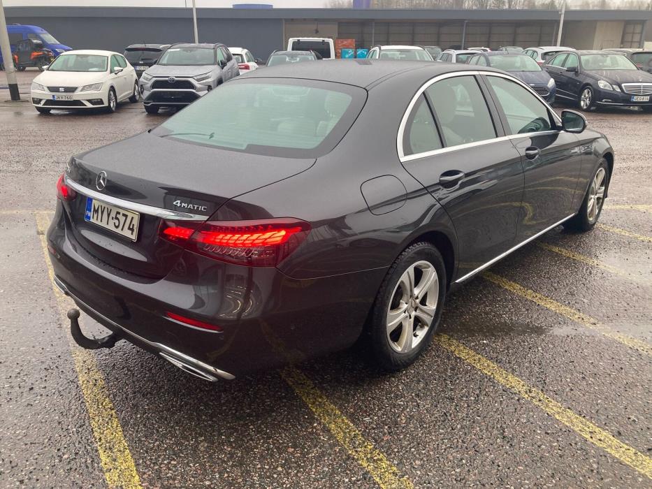 Mercedes-Benz E 2021