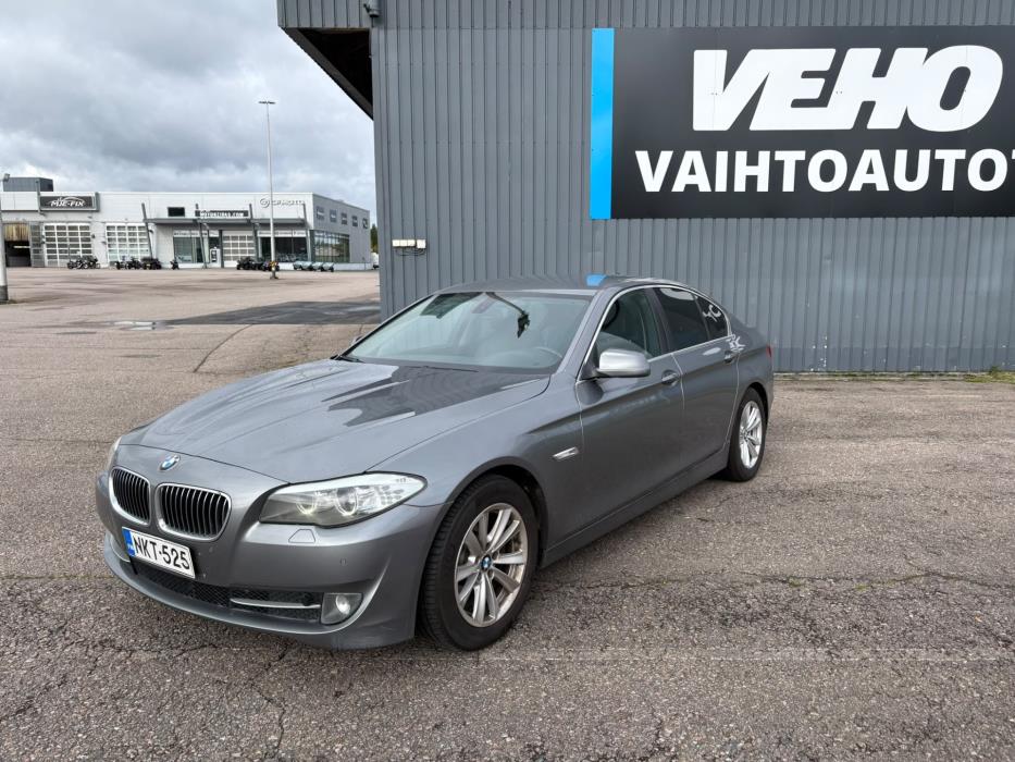 BMW 520 2010