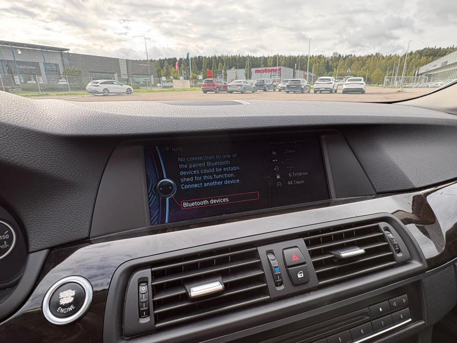 BMW 520 2010