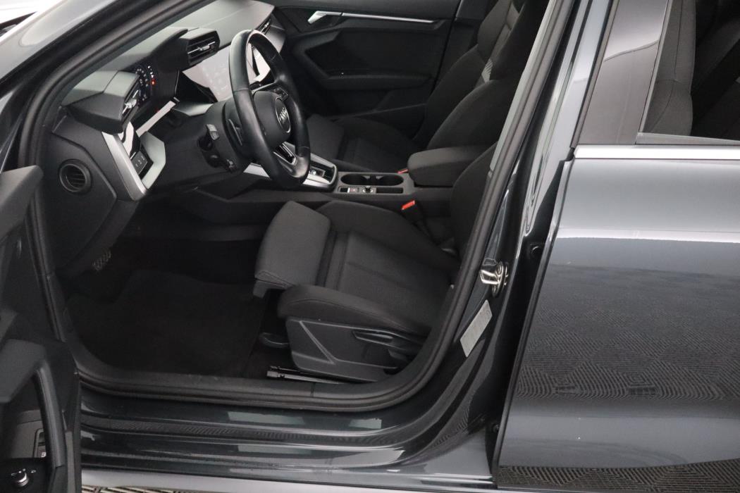 AUDI A3 2021