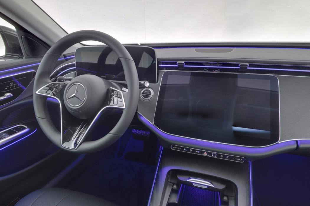 Mercedes-Benz E 2026
