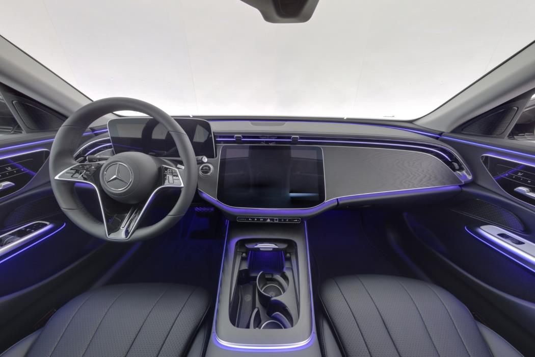 Mercedes-Benz E 2026