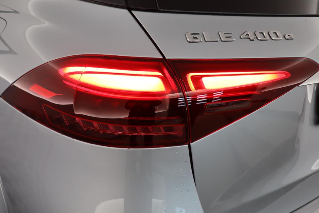 Mercedes-Benz GLE 2025