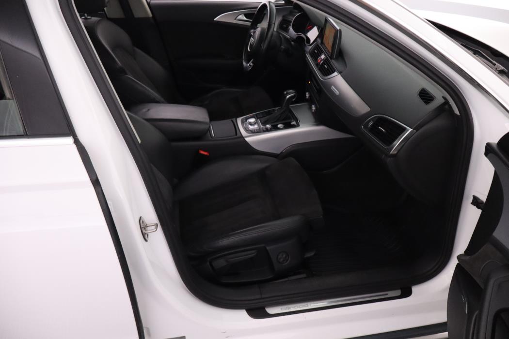 Audi A6 allroad quattro 2016
