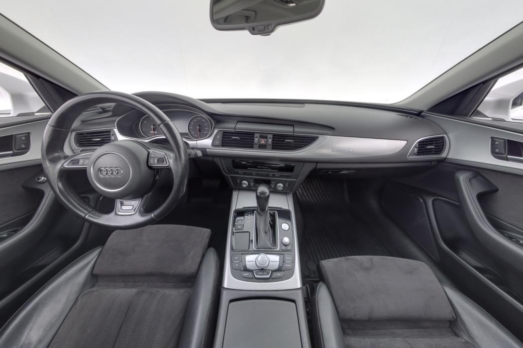 Audi A6 allroad quattro 2016