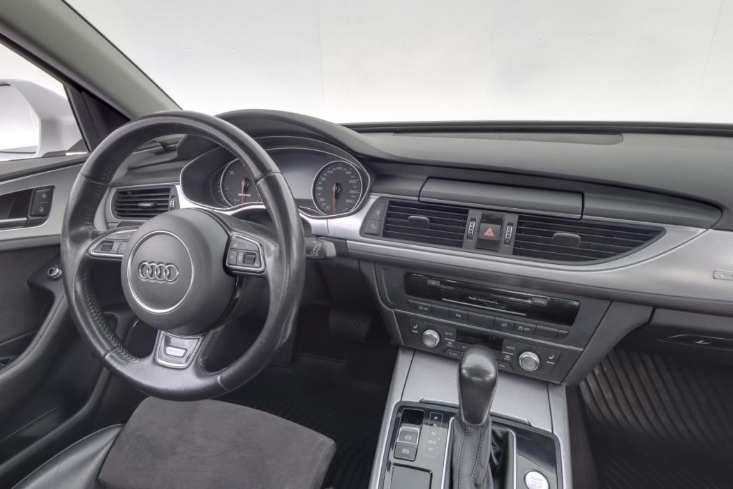Audi A6 allroad quattro 2016