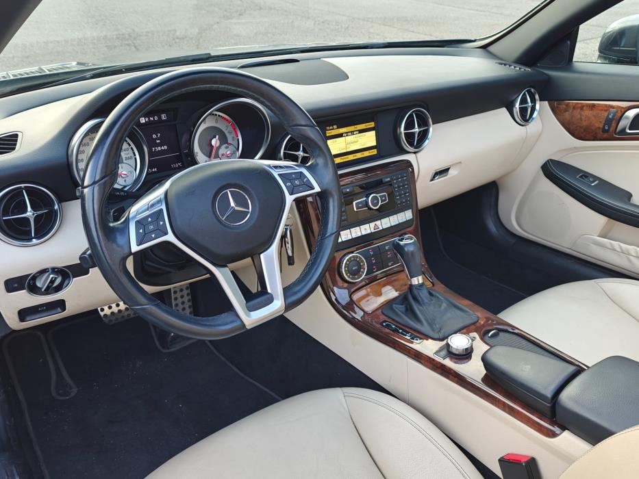 Mercedes-Benz SLK 2011