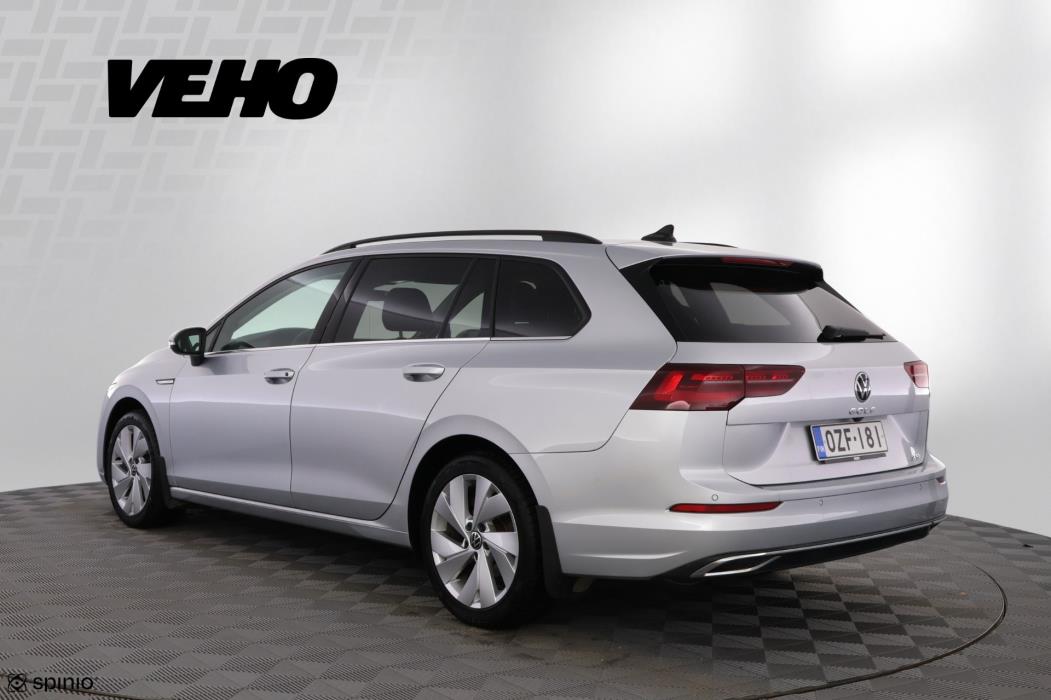 Volkswagen Golf 2021