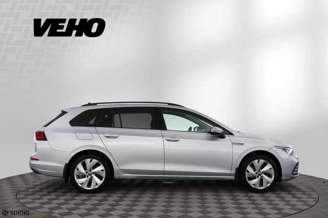Volkswagen Golf 2021