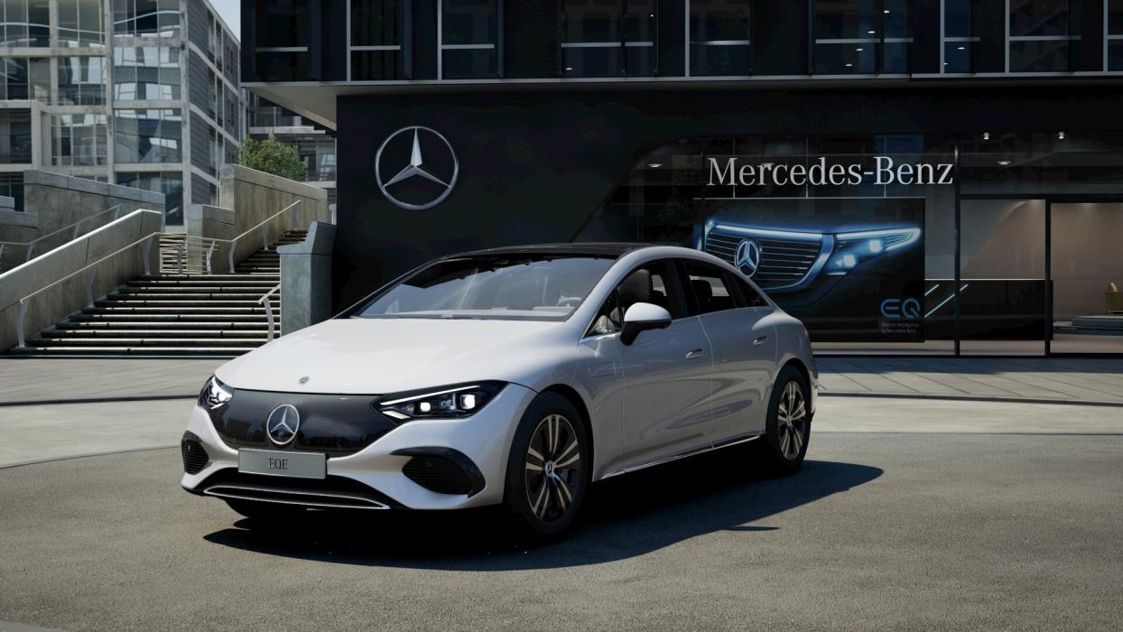 MERCEDES-BENZ EQE 2022
