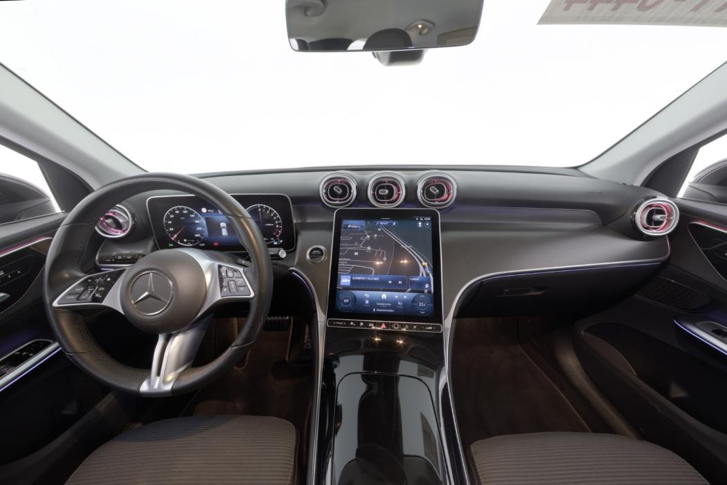 Mercedes-Benz GLC 2023