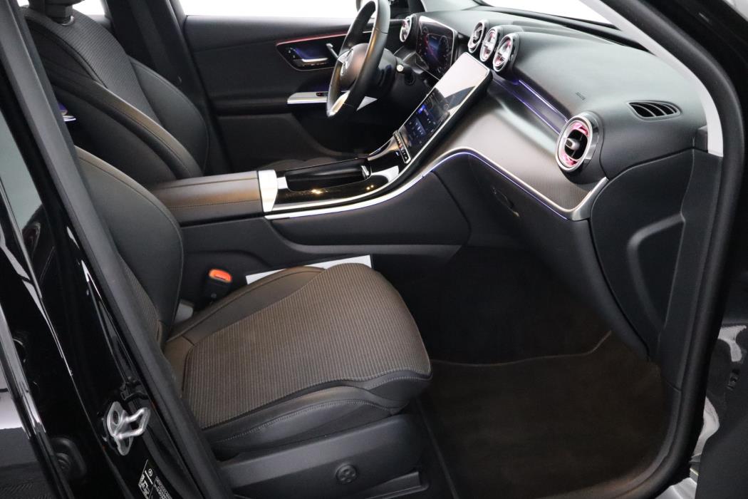 Mercedes-Benz GLC 2023