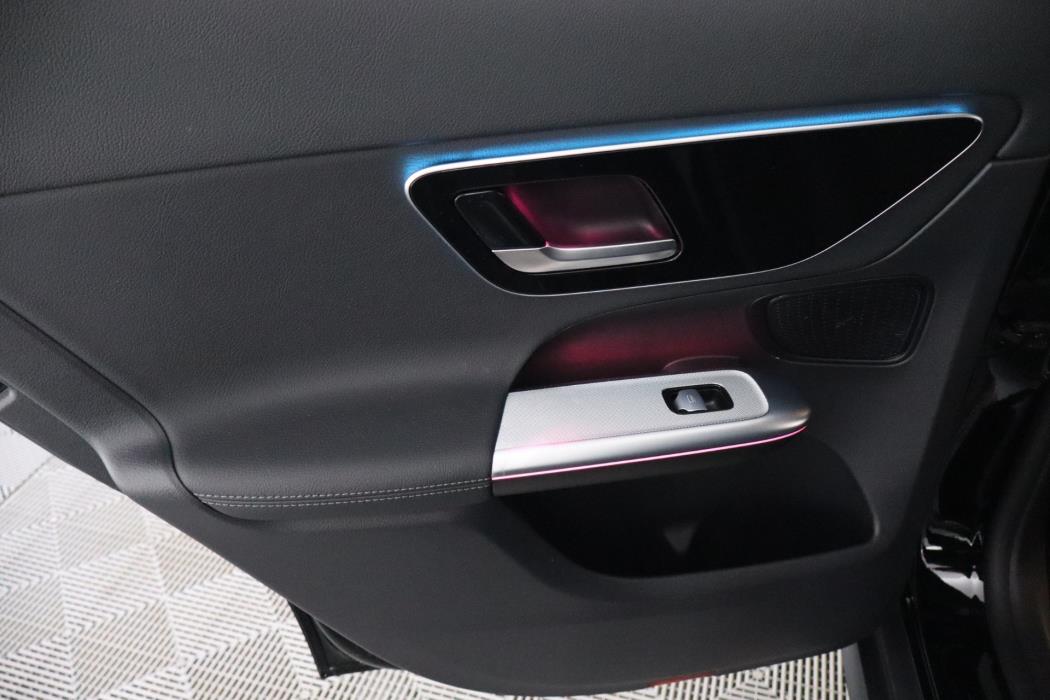 Mercedes-Benz GLC 2023