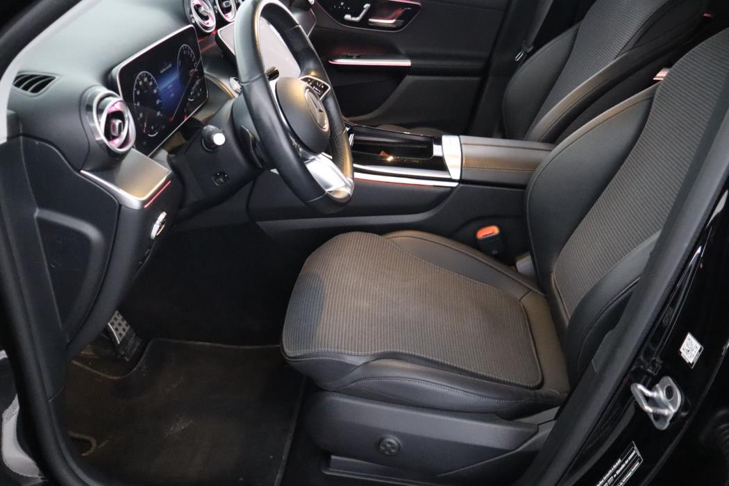 Mercedes-Benz GLC 2023