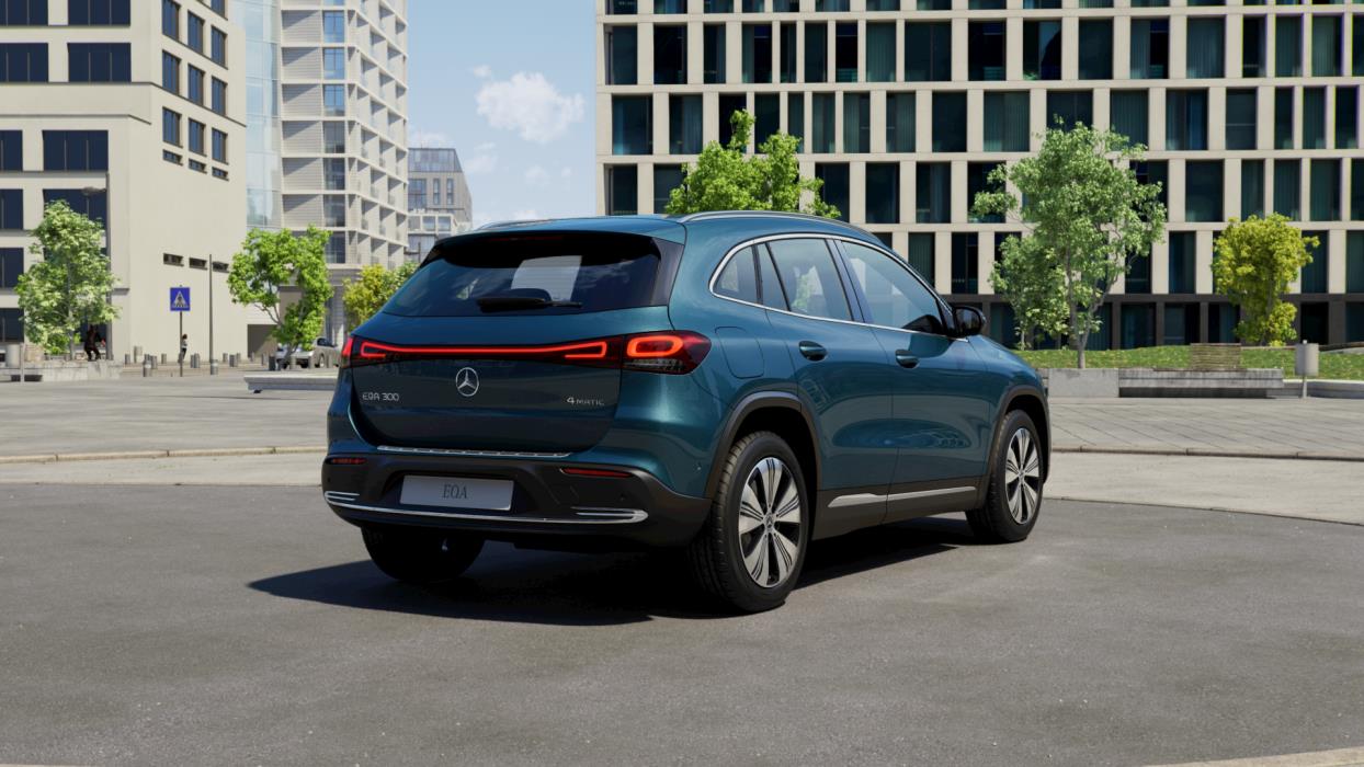 MERCEDES-BENZ EQA 2023