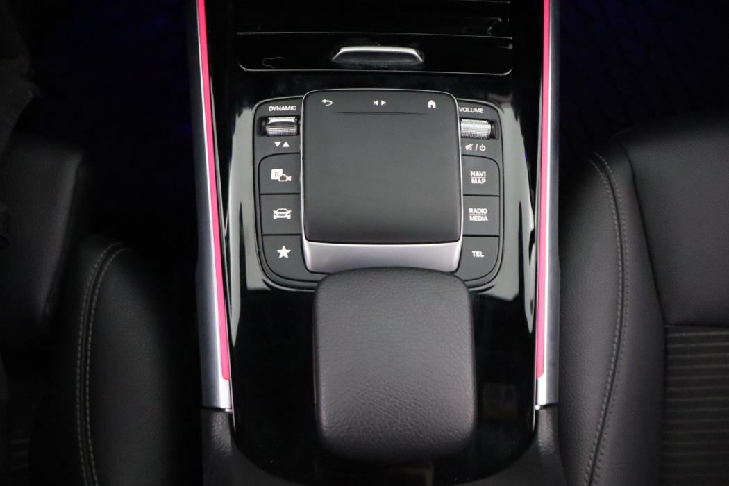 Mercedes-Benz EQB 2022